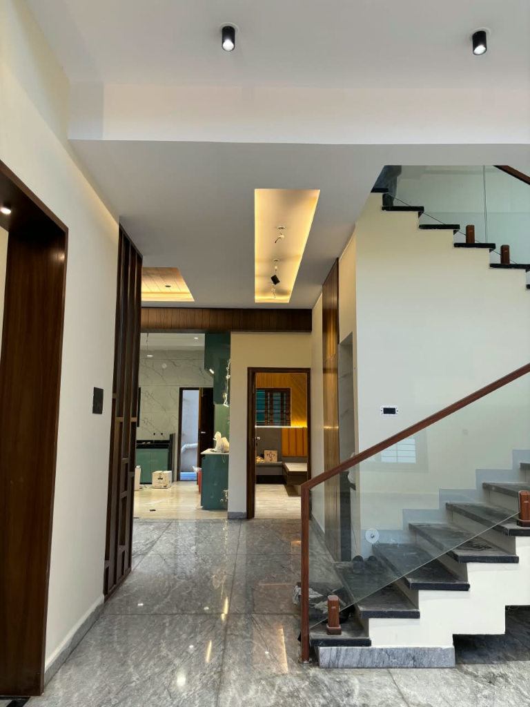 Chandrashekhar Residence Bangalore Staircase and Hallway